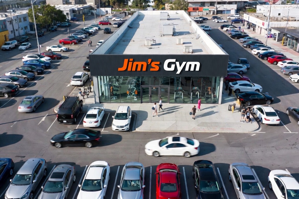 How to Open a Successful Commercial Gym in 2026: Location Is Your Make-or-Break Decision
